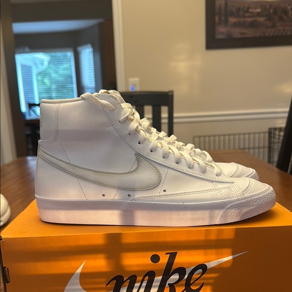 Nike Other - Blazer Mid 77’s Vintage